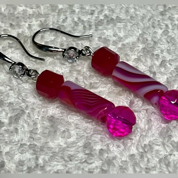 Genuine striped agates and hexagon agates in silver earrings - Picture 4 of 6